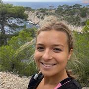 Étudiante, donne des cours en présentiel et/ou en visio (de la simple lecture à la rédaction de commentaires et disserts)